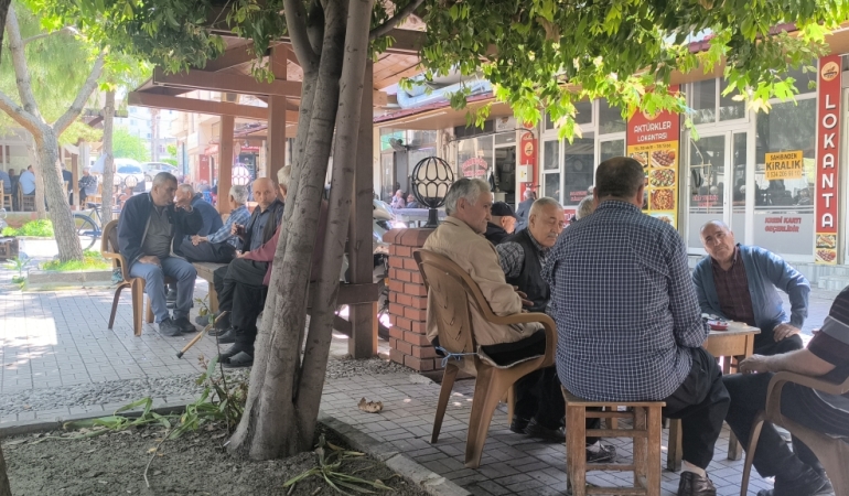 Emeklilerden ikramiye tepkisi: En az 10 bin lira olmalıydı