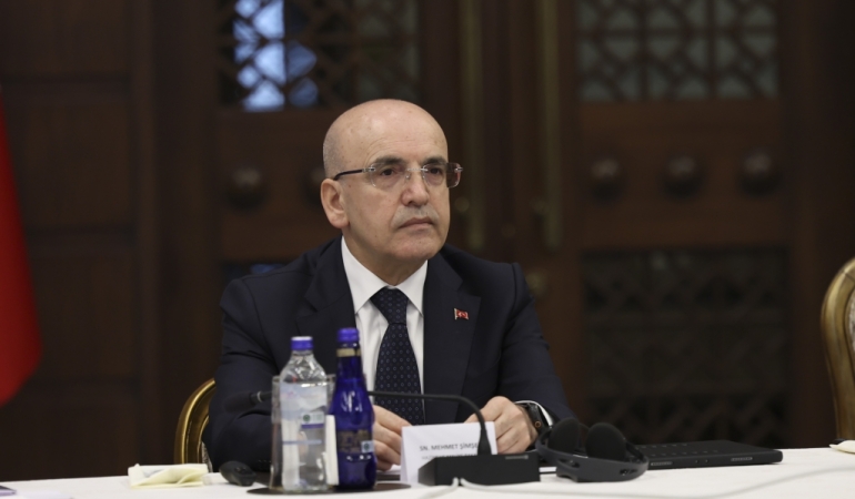 Bakan Şimşek: Yurt dışından Türkiye’ye getirilen emekli maaşı vergilendirmeye tabi olmayacak