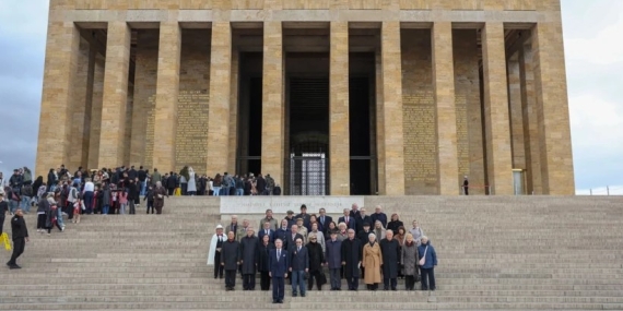 Emekli elçiler dernek kurdu