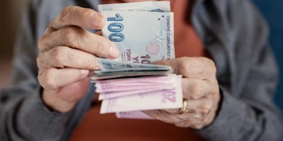 SGK Başuzmanı Karakaş: Ufukta ilave iyileştirme görünmüyor