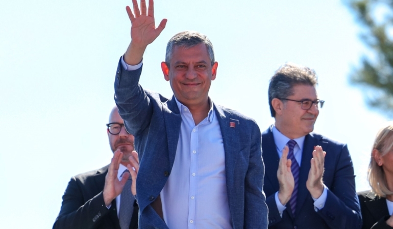 CHP Genel Başkanı Özel: Emeklinin yüzü gülmemektedir