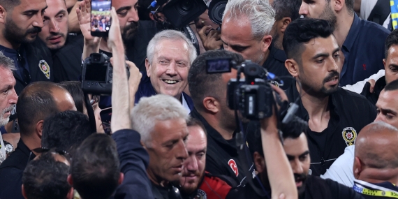 Aziz Yıldırım bir kez daha Fenerbahçe Başkanı