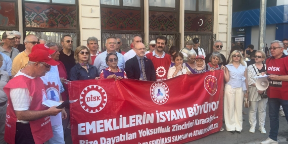 Devrimci Emekliler Sendikası Samsun’da yürüdü