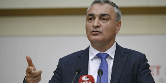9 CHP milletvekili ihraç talebiyle Yüksek Disiplin Kurulu’na sevk edildi
