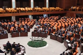 326-aydin-ve-yurttastan-meclise-kuzey-ve-dogru-suriye-cagrisi-tehdit-dili-degil-diyalog-ga07