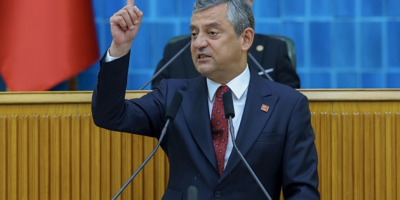 Özgür Özel: Yeni partimizi milletvekillerimizle kuruyoruz