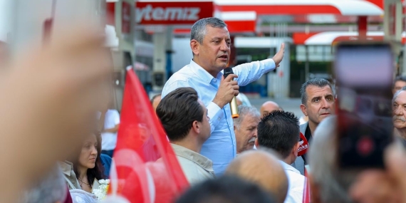 Özgür Özel: Beş emekli bir araya gelse yoksulluktan kurtulamıyor